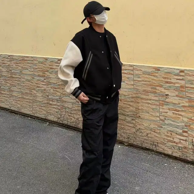 一碗士多  字母数字条纹拼接撞色设计美式复古潮牌时尚小众高级感宽松百搭情侣舒适日常户外城市通勤痞帅感棒球服 男女同款