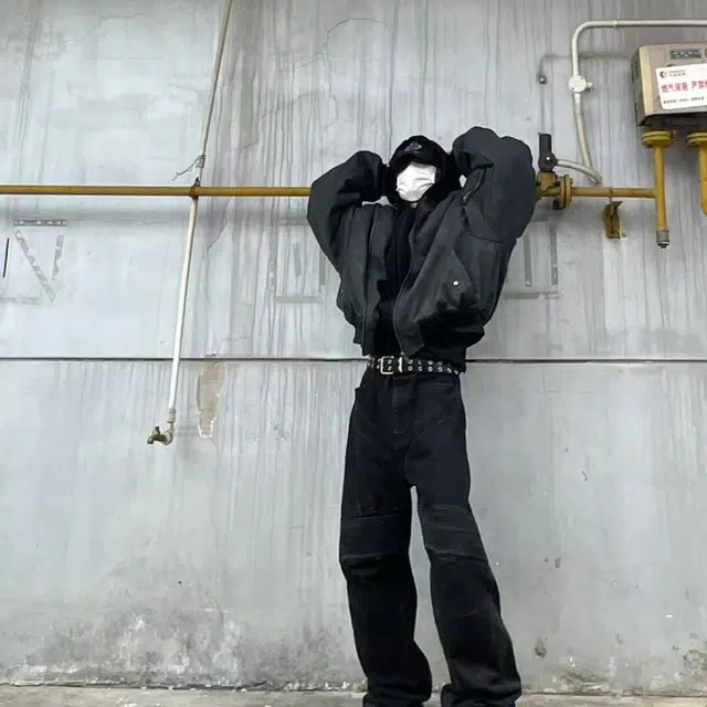 一碗士多 假两件纯色连帽系带小众高级设计感宽松休闲舒适百搭无性别主义防风保暖潮流情侣日常城市户外通勤出街拍照简约风皮衣 男女同款