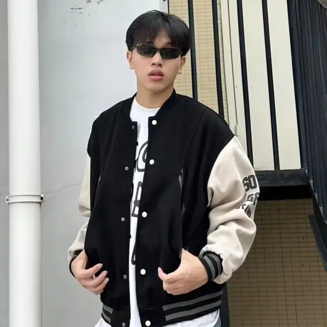 一碗士多  字母数字条纹拼接撞色设计美式复古潮牌时尚小众高级感宽松百搭情侣舒适日常户外城市通勤痞帅感棒球服 男女同款