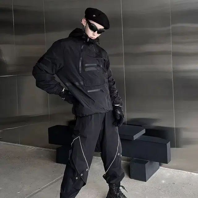 一碗士多 连帽多拉链大口袋设计纯色百搭户外日常登山韩系潮流痞帅机能风感小众重工实用夹克 男女同款