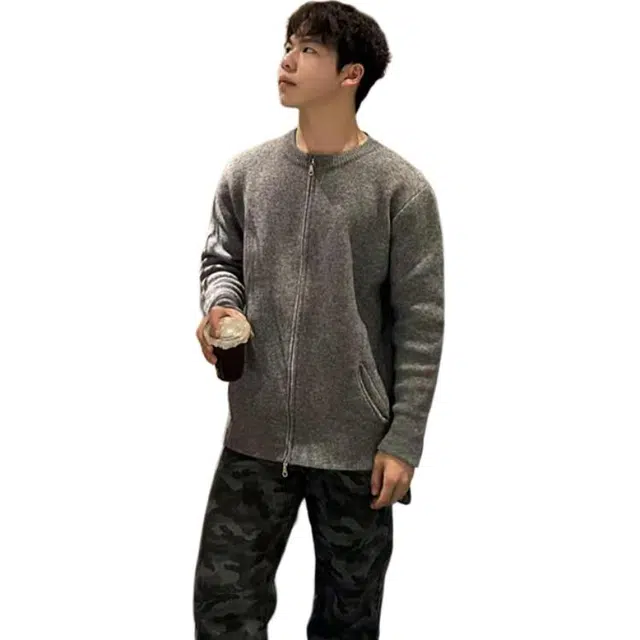 一碗士多 美式复古小众百搭纯色简约扎染拉链通勤日常户外个性时尚保暖宽松舒适柔软圆领落肩袖针织衫 男女同款