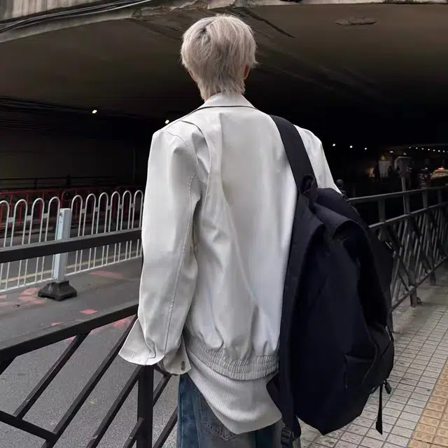 一碗士多 美式复古小众百搭纯色高级感简约拉链宽松保暖防风多口袋设计都市风个性时尚通勤日常活动户外翻领经典款夹克 男女同款