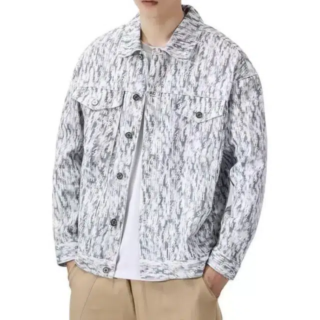 一碗士多 英文字母满印翻领多口袋纽扣拼接褶皱创意设计小众个性百搭美式复古潮流高街痞帅时尚宽松休闲日常户外通勤防风夹克 男女同款