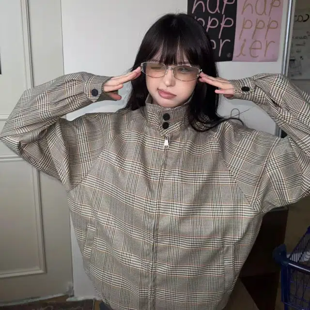 一碗士多  千鸟格贴布撞色拼接哈灵顿宽松休闲舒适百搭不挑人显瘦美式复古高街老钱风日常城市户外通勤出街拍照小众高级感棒球服 男女同款