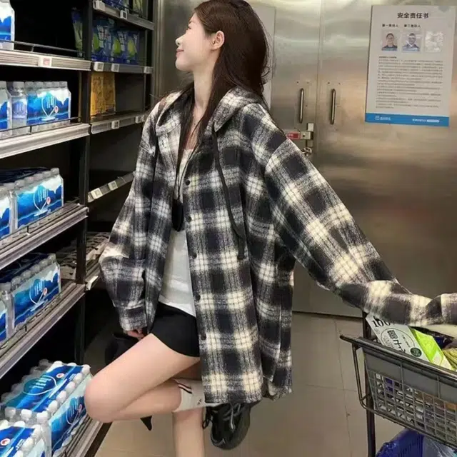 一碗士多 格纹撞色连帽系带拼接静默美式复古宽松舒适休闲百搭日常城市户外通勤出街拍照小众个性化高级感无性别主义风慵懒感衬衫 男女同款