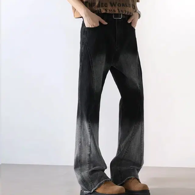 一碗士多 美式经典复古高街小众百搭做旧水洗渐变拼接设计痞帅通勤户外宽松微喇显高显瘦垂感拖地阔腿直筒裤子牛仔裤 男女同款