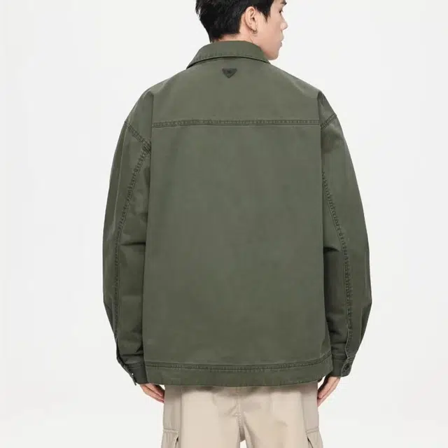 一碗士多 美式复古百搭小众拼接水洗工装高端猎装外套宽松通勤日常出街拍照休闲落肩袖翻领飞行员夹克 男女同款