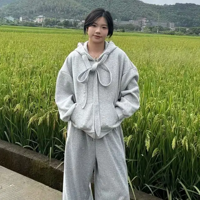 一碗士多 纯色绑带设计廓形开衫美式高街潮流时尚无性别主义情侣宽松舒适百搭日常户外通勤出街拍照小众高级感街头嘻哈风卫衣 男女同款