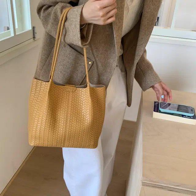 SAPANA STUDIO ins PU