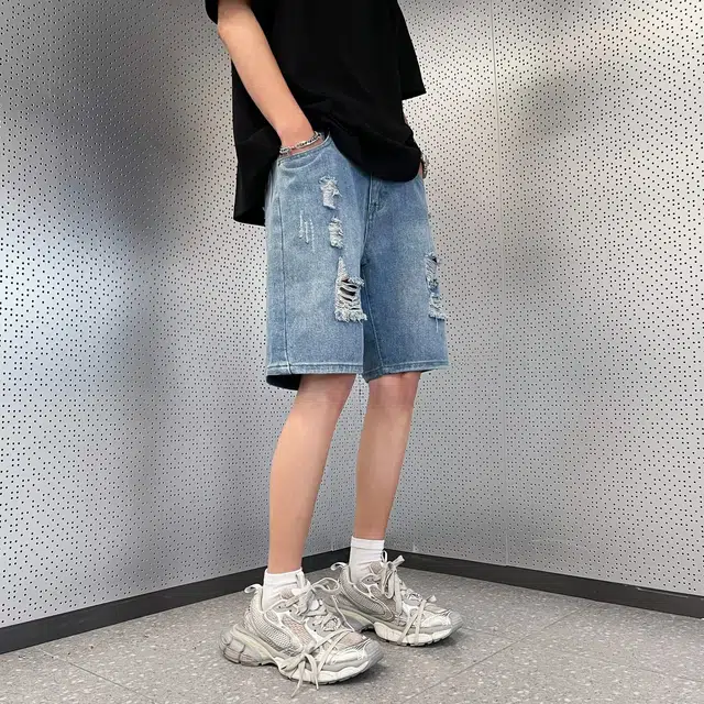 木木兔 休闲美式潮流百搭简约工装破洞五分牛仔短裤 男款