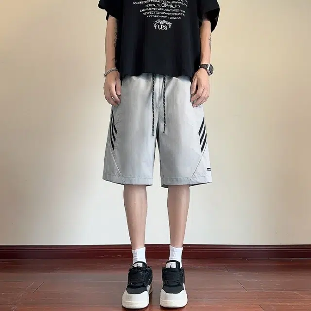 木木兔 男士夏季美式潮流百搭裤子简约设计感五分裤夏天男生条纹运动潮牌休闲短裤 男女同款