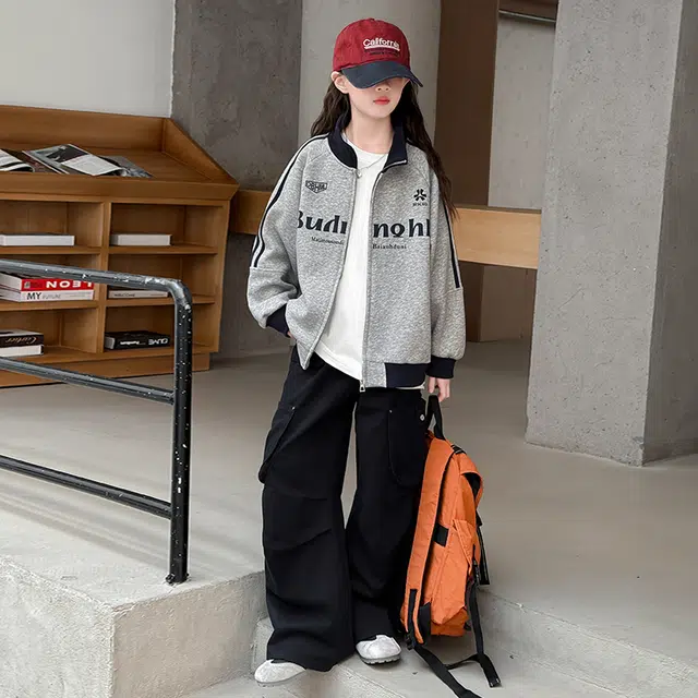 木木兔儿童上装 潮牌时髦洋气甜美中大童冬季童装外套女孩衣服上衣长袖小学生女生连帽卫衣夹克三条杠
