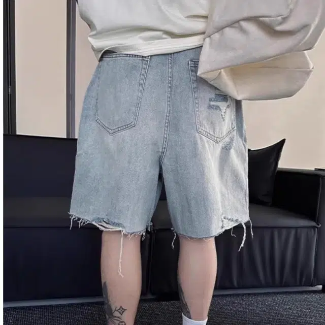 木木兔 美式潮流百搭简约痞帅五分裤做旧水洗破洞牛仔短裤 男款