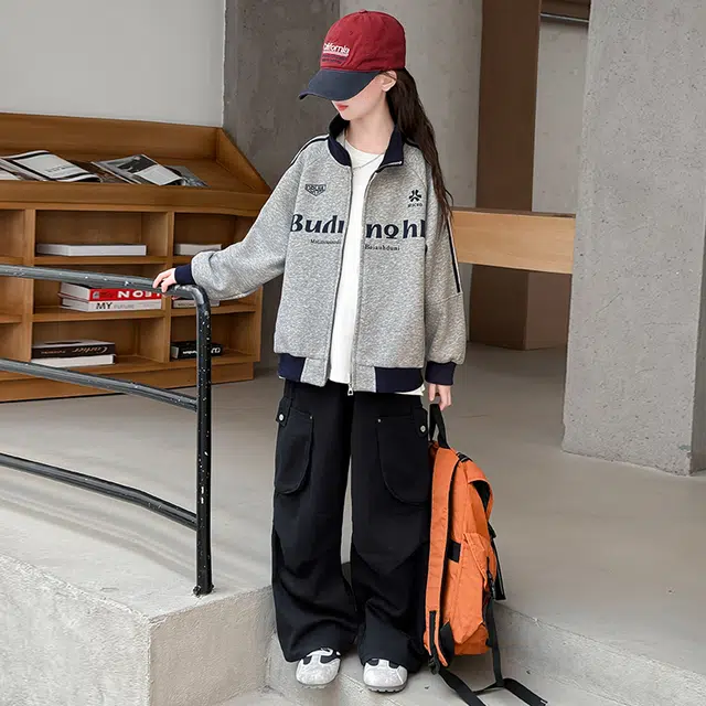 木木兔儿童上装 潮牌时髦洋气甜美中大童冬季童装外套女孩衣服上衣长袖小学生女生连帽卫衣夹克三条杠