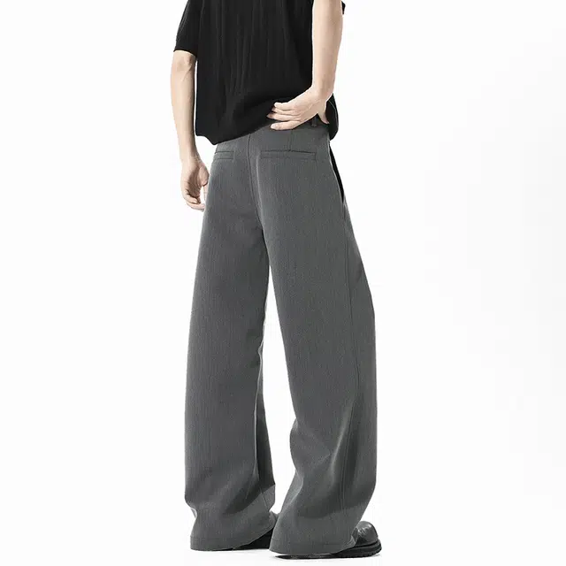 BLACK AT 2025A