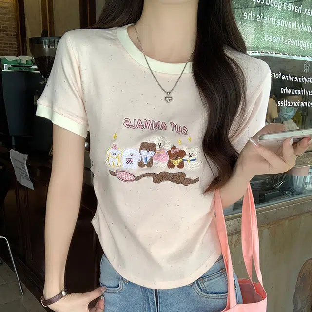 LAKESI T