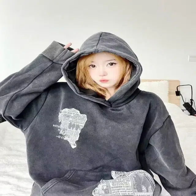 沐诚阳译 秋冬潮牌水洗做旧报纸连帽男女街头复古贴布加绒帽衫卫衣 男款