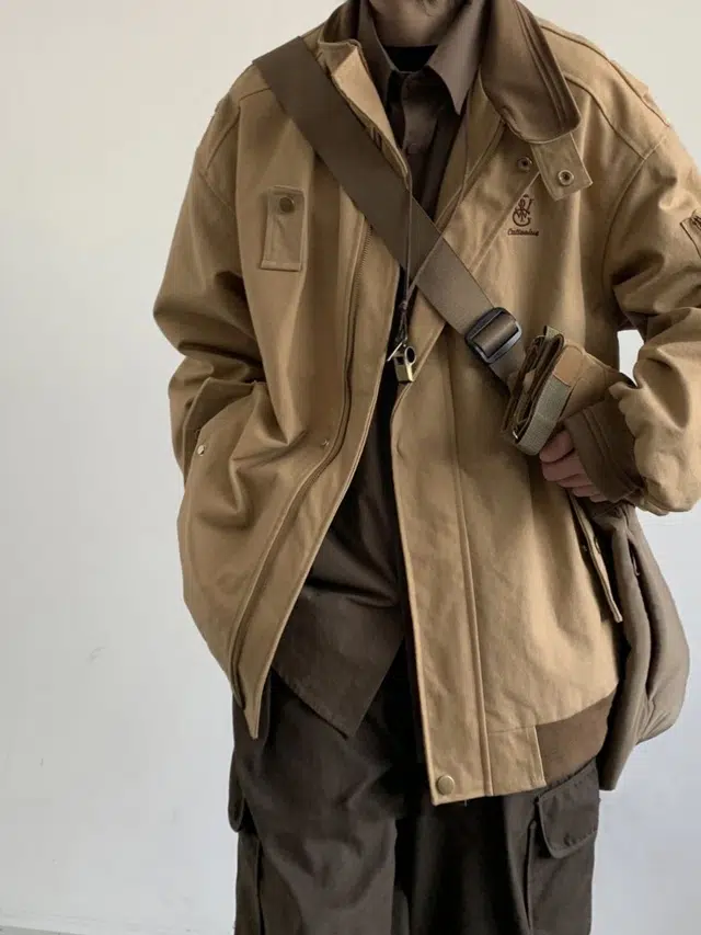 沐诚阳译 春秋季复古刺绣设计工装外套情侣翻领拼色衫夹克 男女同款
