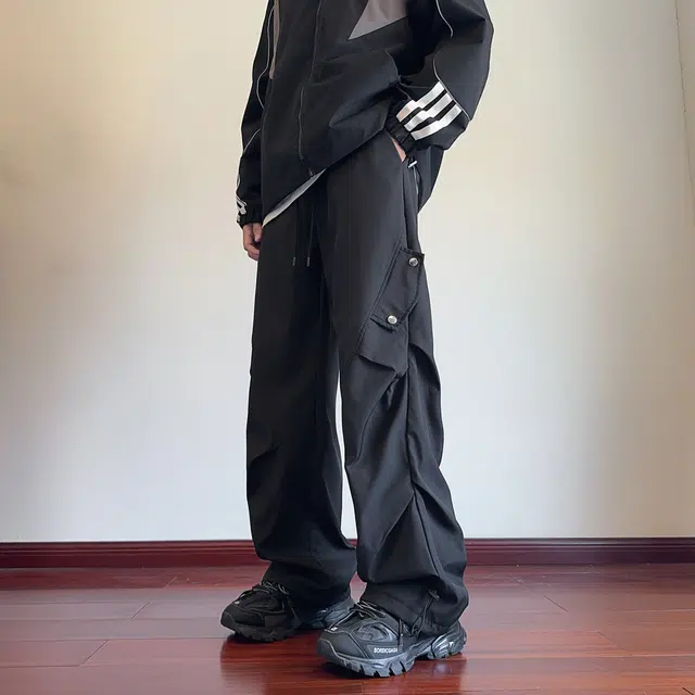 马员外 美式高街宽松舒适百搭日常通勤纯色直筒垂感褶皱工装拼接无性别主义休闲裤 男女同款