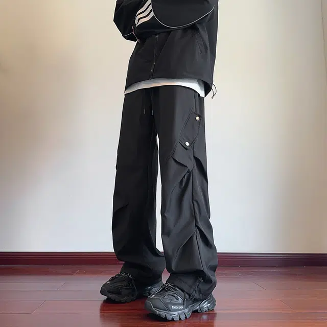马员外 美式高街宽松舒适百搭日常通勤纯色直筒垂感褶皱工装拼接无性别主义休闲裤 男女同款