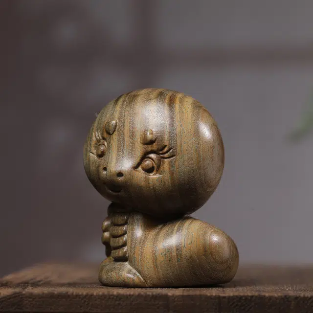 古韵归龙山文创 新中式灵蛇送福复古高质量轻奢国风诸事顺遂招财纳福轻奢收藏级文玩事事顺心步步高升心想事成#好运 绿檀 手把件 男女同款情侣款