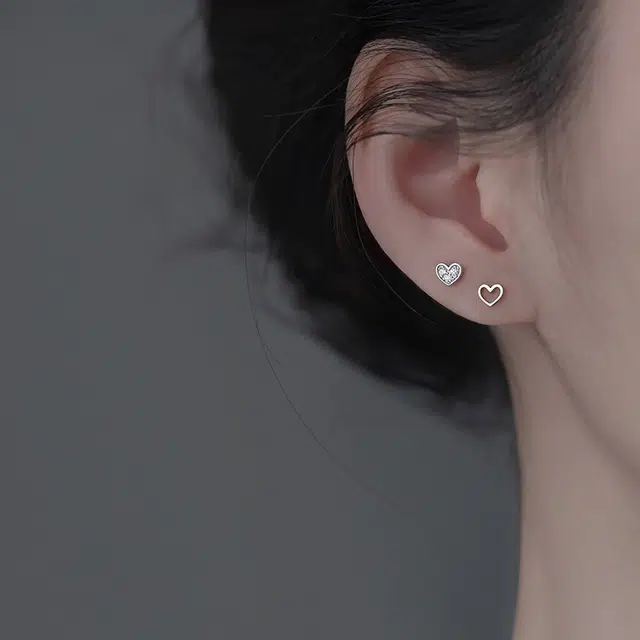 S925