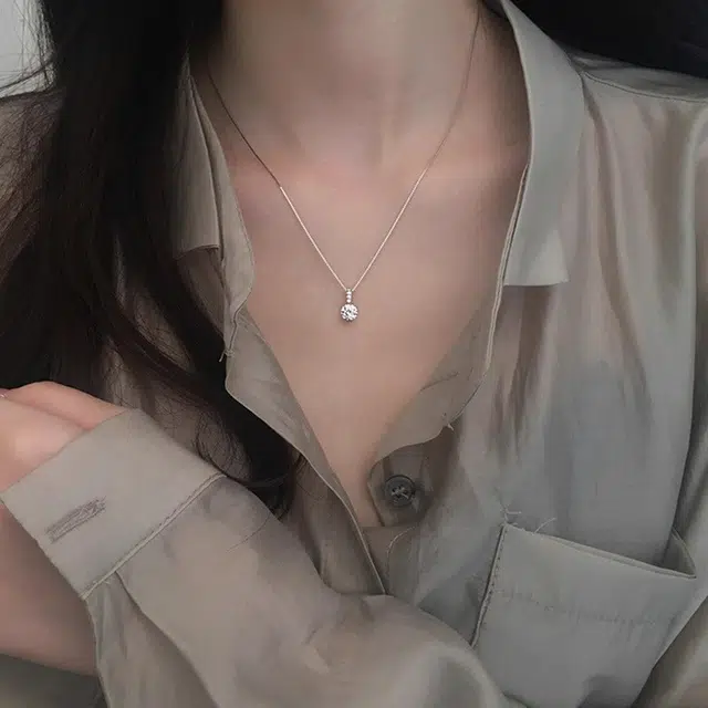 钰宝悦 璀璨闪耀吊坠 小众简约时尚轻奢高级感精致百搭锁骨链 锆石 项链 女款