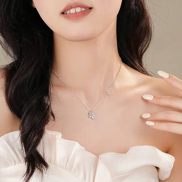 S925