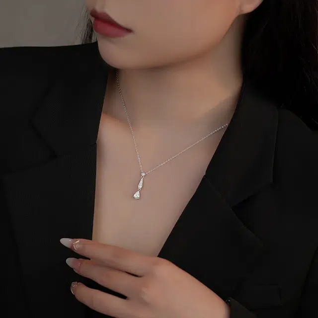 S925