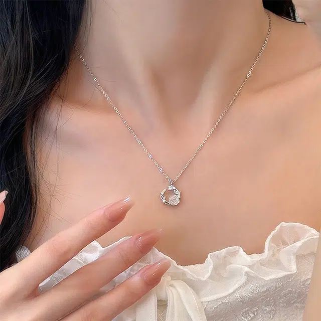 钰宝悦 幻彩璀璨山茶花 浪漫轻奢法式优雅气质精致百搭小众高级感设计恋爱告白 锆石 项链 女款