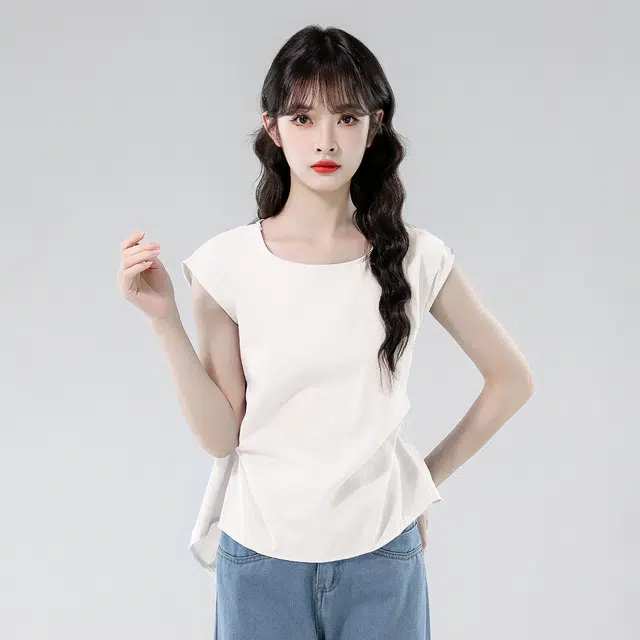 LAKESI T