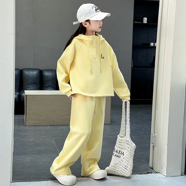 比比我休闲运动套装  女童春秋季腊肠狗大童潮牌小孩衣服 小女孩长袖洋气时髦 舒适帅气轻便