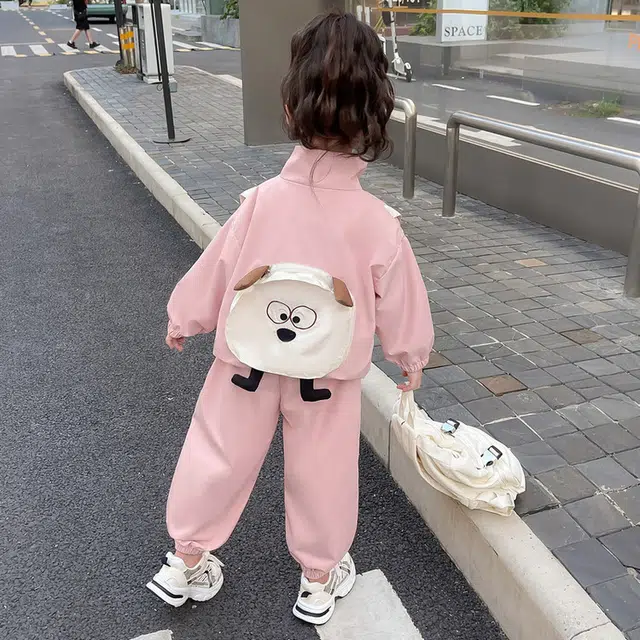 比比我休闲运动套装  女童春秋季后背包包大童潮牌小孩衣服 小女长长袖洋气时髦 舒适帅气轻便