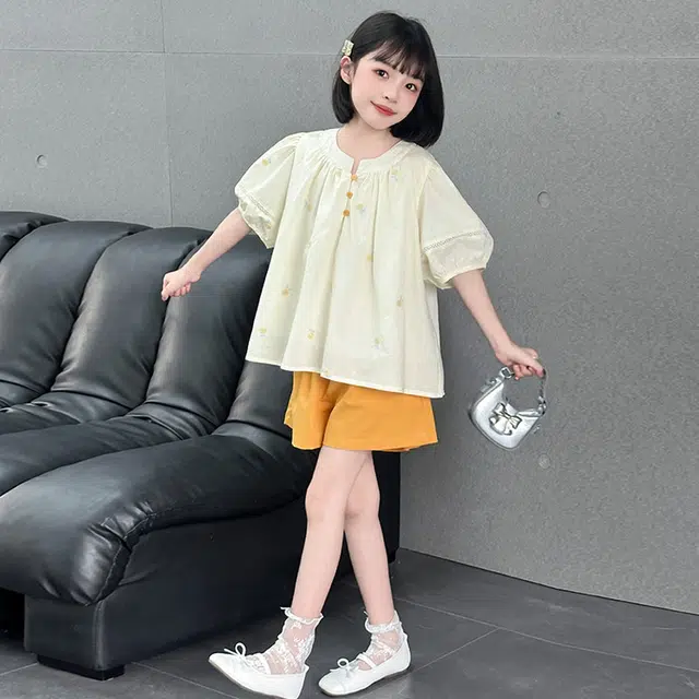 比比我儿童休闲运动套装 女童夏季 小孩衣服 小女孩泡泡袖绣花上衣 短裤套 大童潮牌