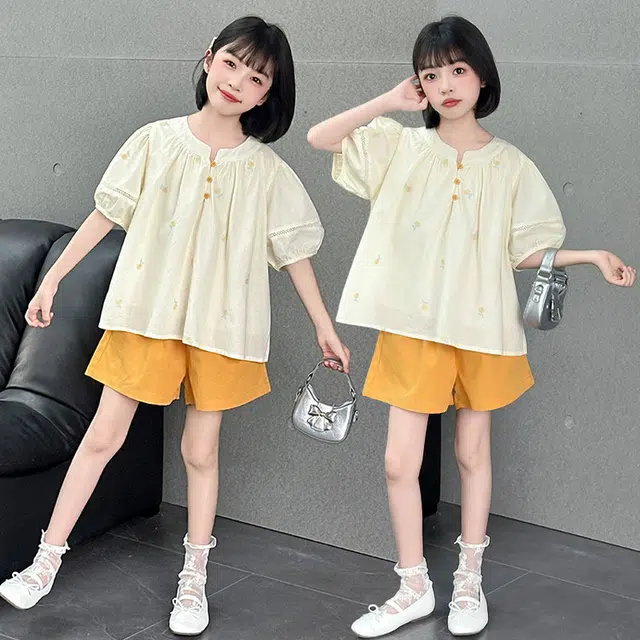 比比我儿童休闲运动套装 女童夏季 小孩衣服 小女孩泡泡袖绣花上衣 短裤套 大童潮牌