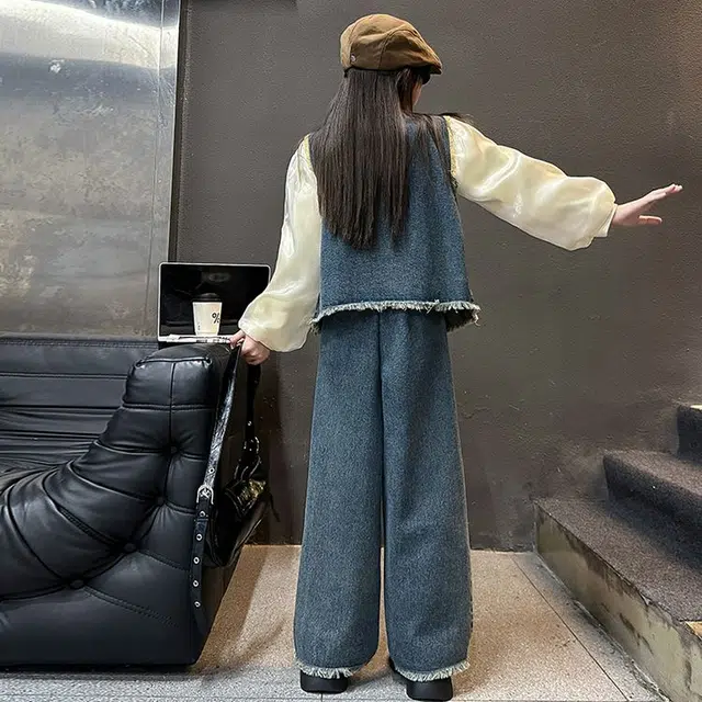 20252