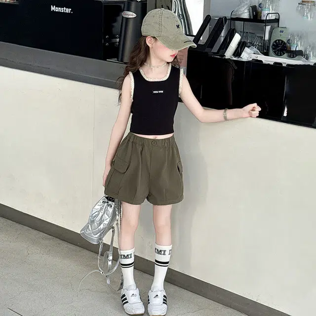 比比我休闲运动套装 女童夏季短袖 大童潮牌 小孩衣服 小女孩背心工装    学生花苞短裤