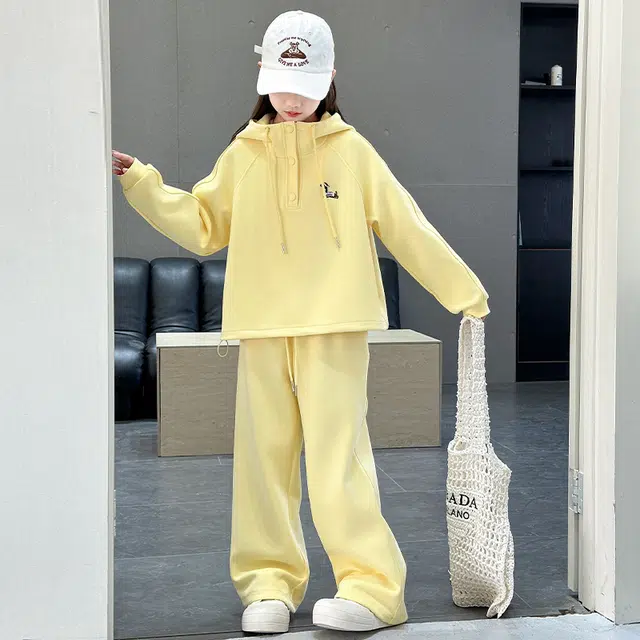 比比我休闲运动套装  女童春秋季腊肠狗大童潮牌小孩衣服 小女孩长袖洋气时髦 舒适帅气轻便