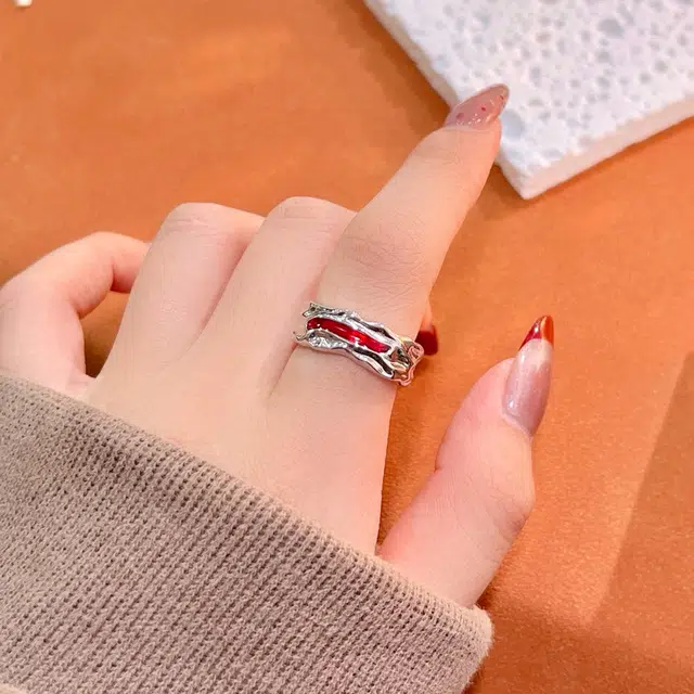 OWO 925