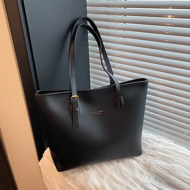 YTARA Tote PU