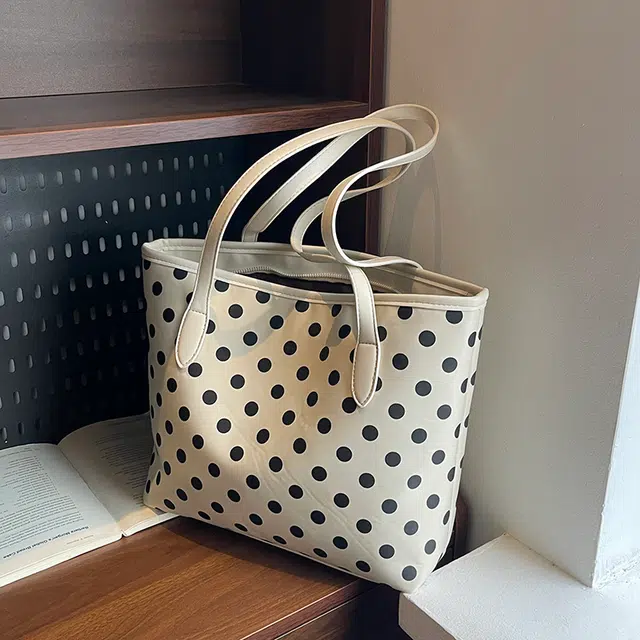 YTARA PU Tote