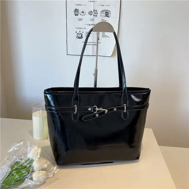 YTARA Tote PU