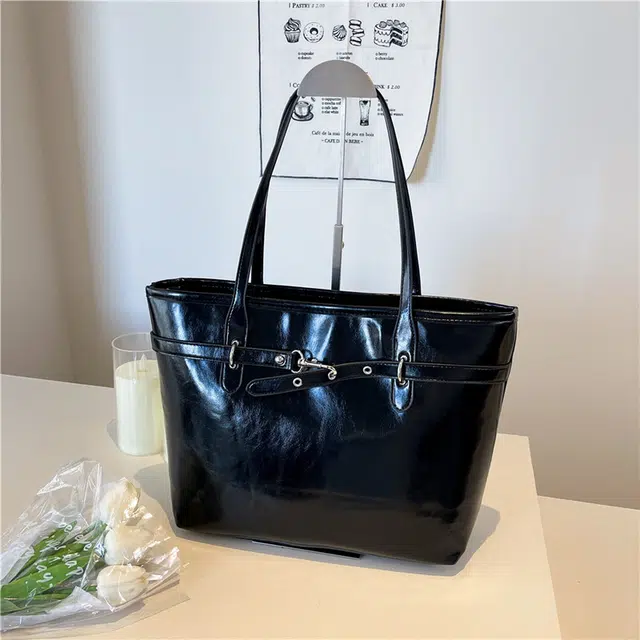 YTARA Tote PU