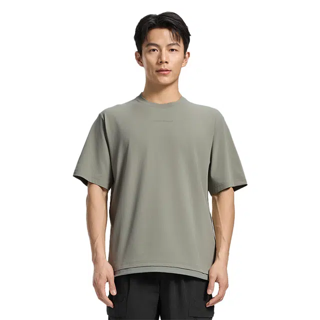Under Armour URBAN CAMPING T