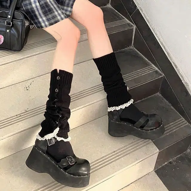 水中花 纽扣针织堆堆袜保暖袜日系原宿腿袜辣妹萝莉透气百搭韩系中筒袜 女款