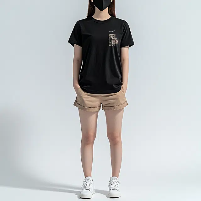 Nike Sportswear LLogoT