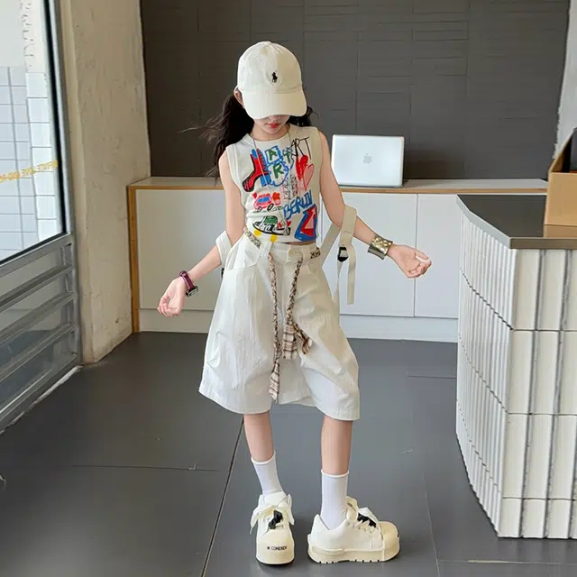 天才小熊休闲运动套装 女童夏季印花背心中裤大童潮牌小孩衣服 小女孩短袖洋气时髦 漂亮 甜美