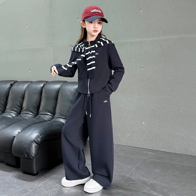 天才小熊休闲运动套装 女童春秋季浮雕立领条纹披肩针织大童潮牌小孩衣服 小女孩短袖洋气时髦 舒适帅气轻便