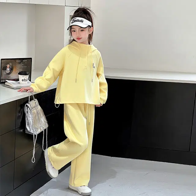 天才小熊休闲运动套装 女童春秋季腊肠狗大童潮牌小孩衣服 小女孩短袖洋气时髦 舒适帅气轻便