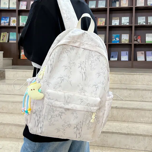 天才小熊 书包女生高中生日系撞色高颜值 大学生印花大容量背包  休闲拉链开合  尼龙布 双肩包 常规 白色